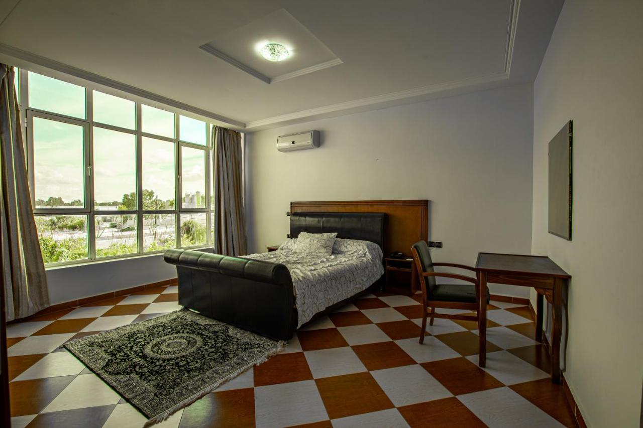 Motel Gzenaya Tanger Buitenkant foto